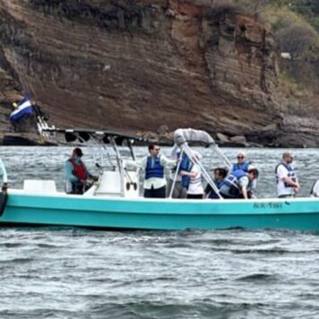 c39a6d83-8304-448d-87e3-5abf3d26f67b